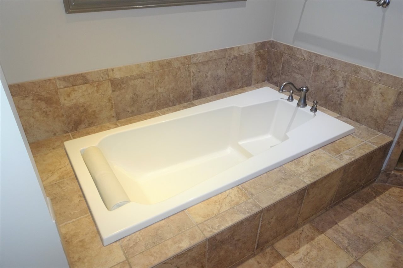 1833 Grove Road Centerville, IN 47330 - Photo 19 of 36