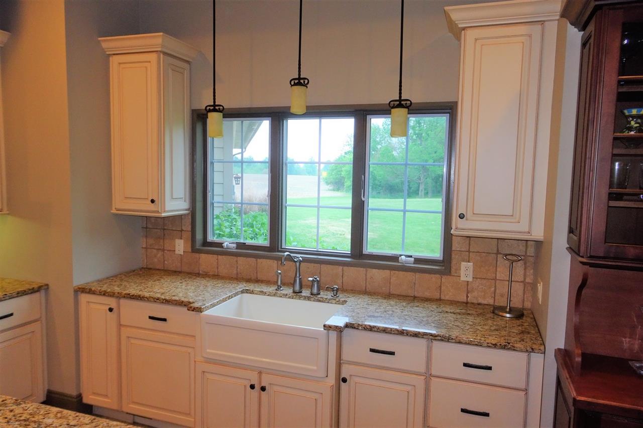 1833 Grove Road Centerville, IN 47330 - Photo 9 of 36