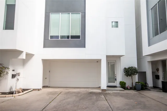 $699,000 | 2423 West Main Street, Unit B, Houston, TX 77098