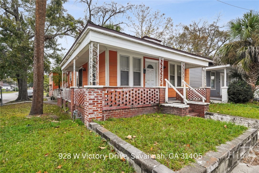 928 West Victory Drive Savannah, GA 31405 - Photo 13 of 23 928 W Victory Drive, Savannah, GA 31405