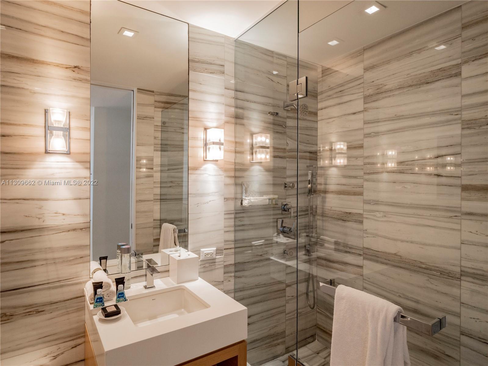 2201 Collins Avenue, Unit 428 Miami Beach, FL 33139 - Photo 13 of 21