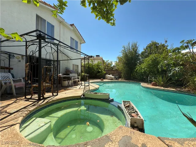 $525,000 | 815 Rising Star Drive, Henderson, NV 89014