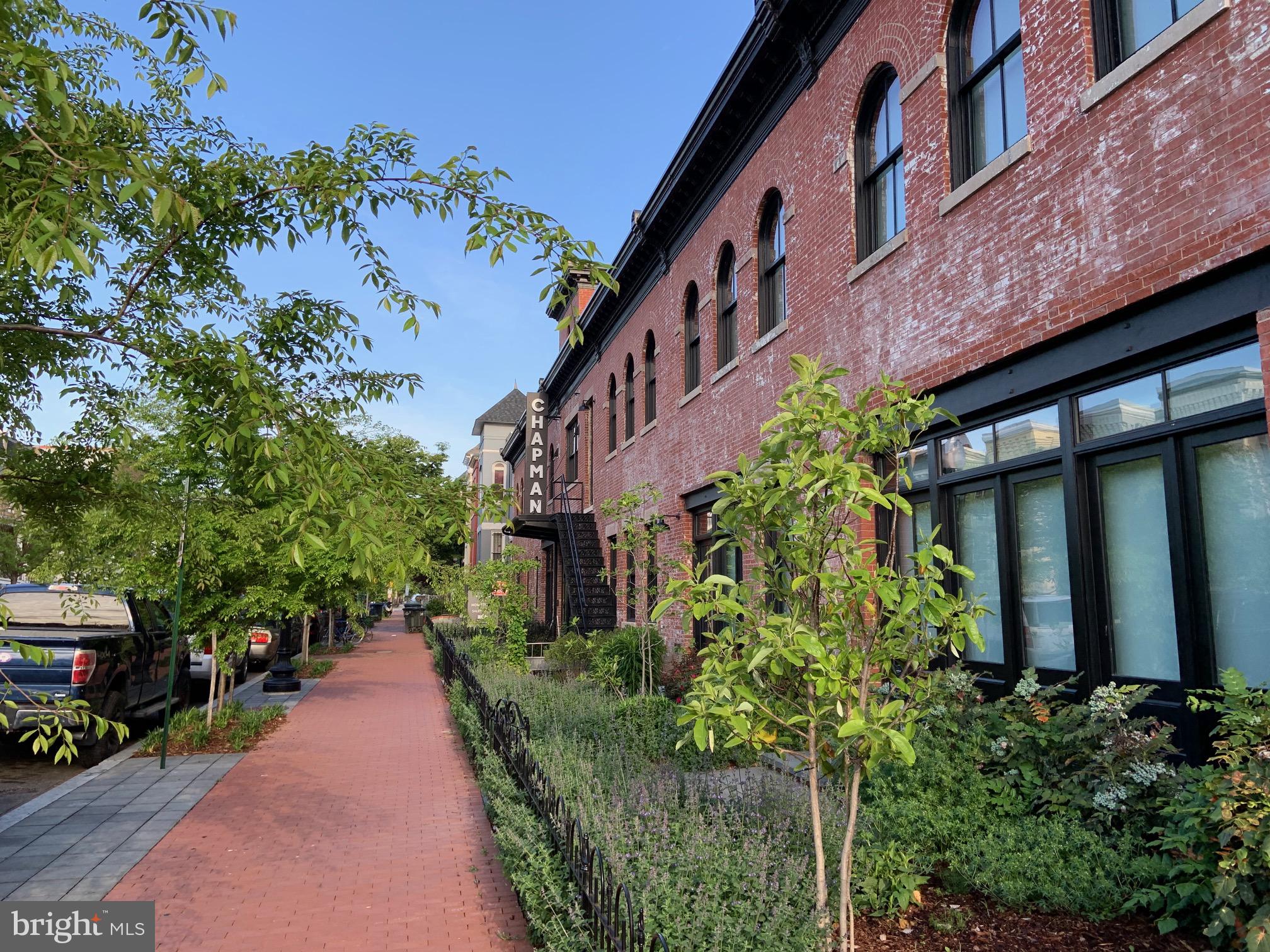 10 N Street Northwest, Unit STREET Washington, DC 20001 - Photo 11 of 11 front view of a building
