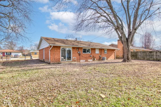 $198,000 | 2832 South Oakland Avenue, Indianapolis, IN 46203