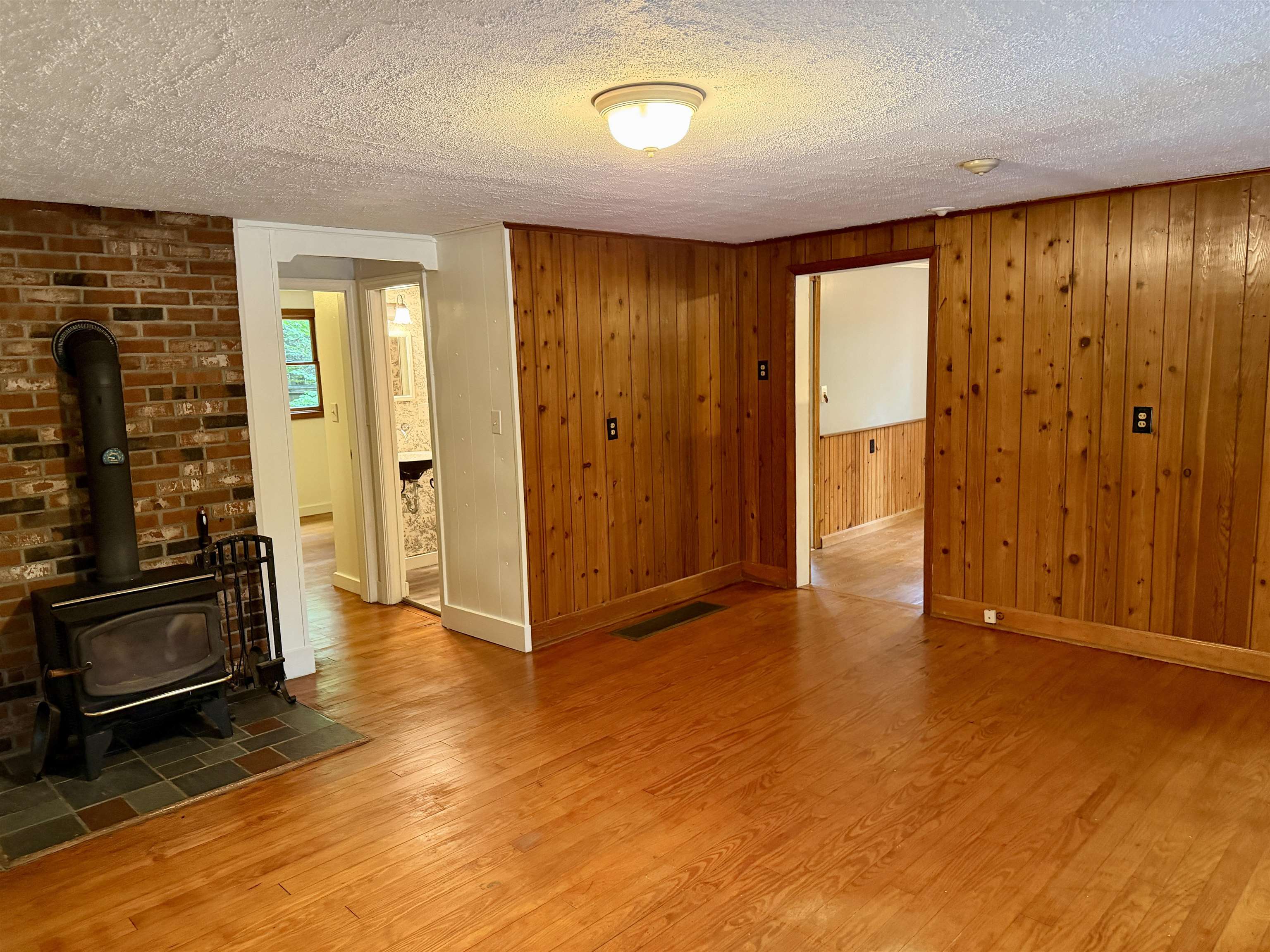 159 Joslin Road Surry, NH 03608 - Photo 10 of 38 Gallery Image 10