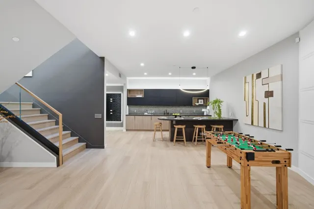 $8,900,000 | 90 Crescent Drive, Palo Alto, CA 94301