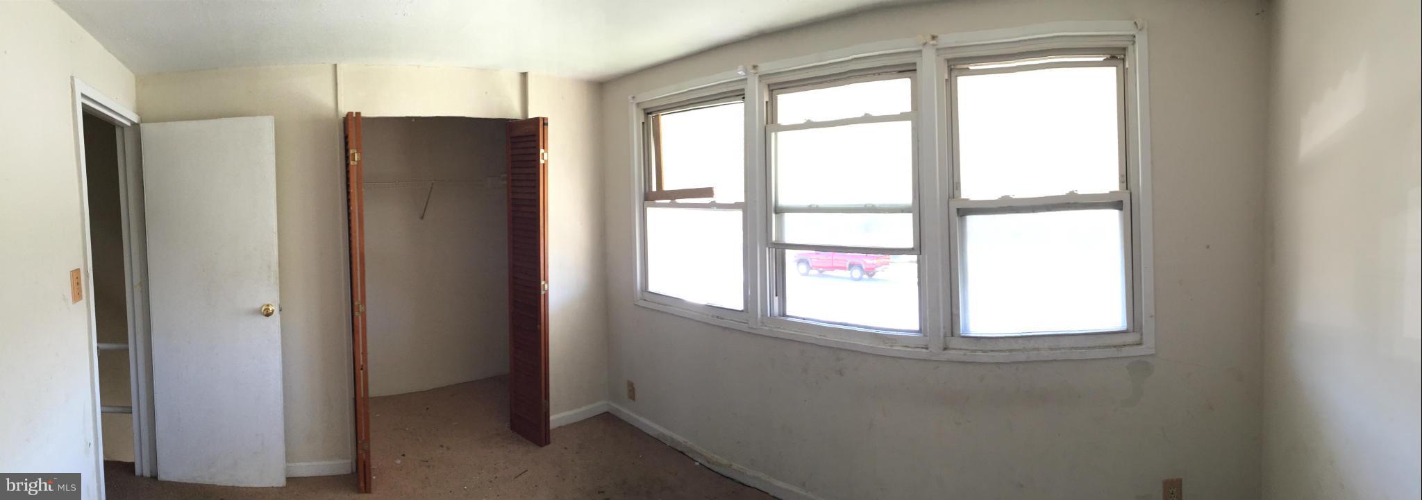 2917 Freeway Halethorpe, MD 21227 - Photo 17 of 19 Bedroom (Master)