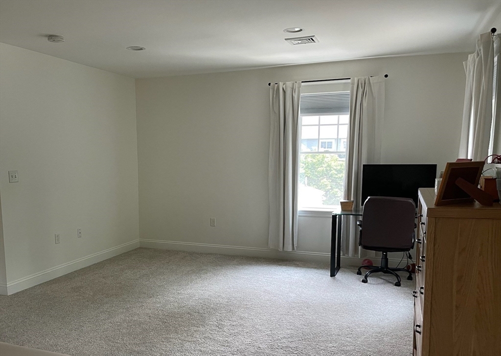 52 Riverdale Road, Unit 52 Wellesley, MA 02481 - Photo 7 of 8
