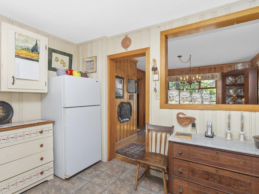 48 Caldwell Road Waltham, MA 02453 - Photo 13 of 38 Gallery Image 13