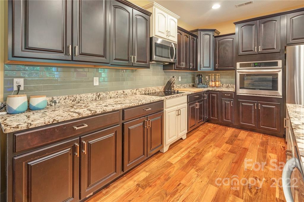 131 Williams Road Fletcher, NC 28732 - Photo 7 of 29 Gallery Image 7