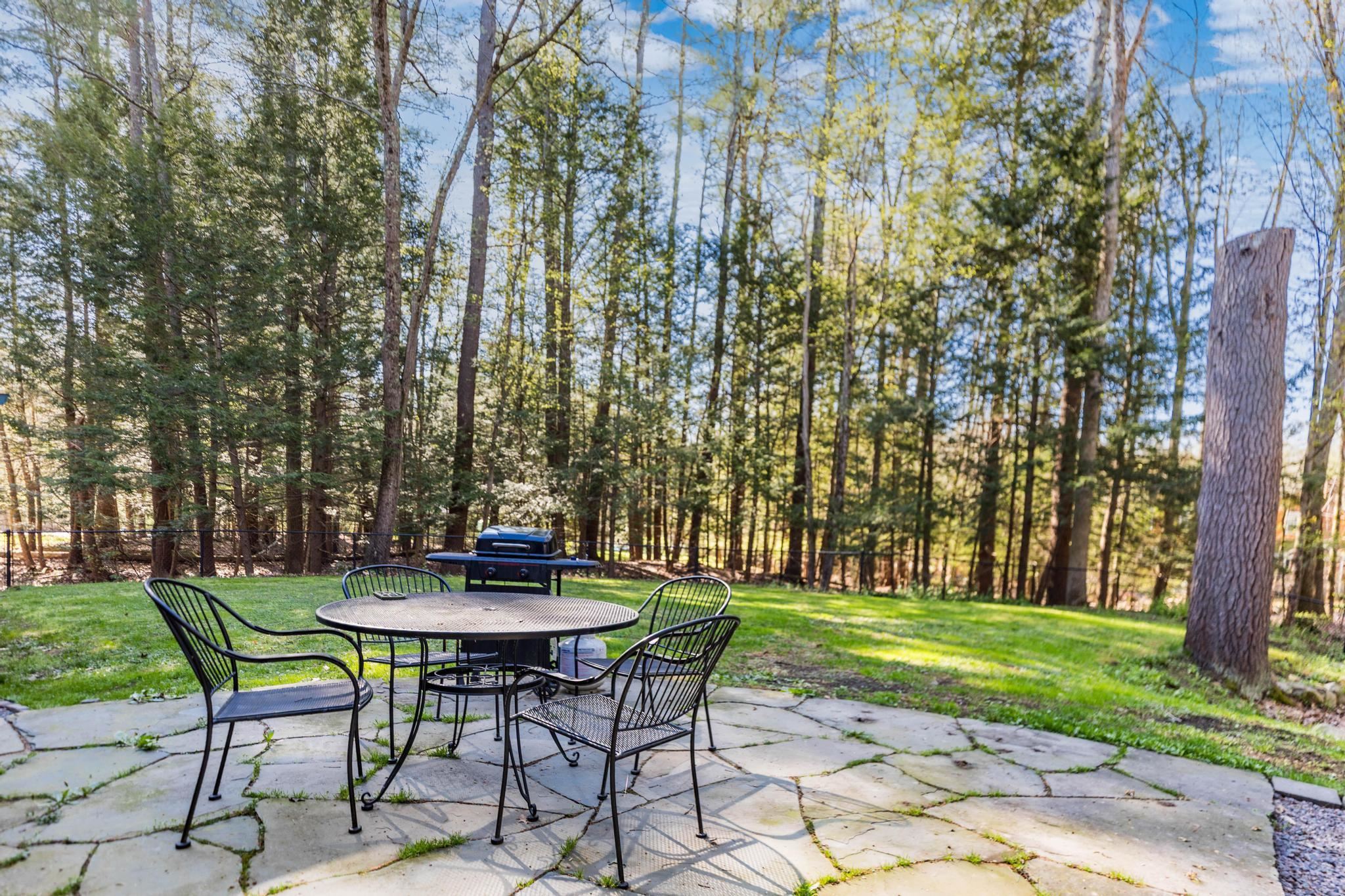 4 Moharinet Way Durham, NH 03824 - Photo 8 of 47