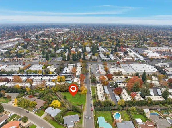 an aerial view of multiple house