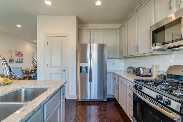 $2,100 | 2057 Local Rebel Street, Unit 2057, Leander, TX 78641