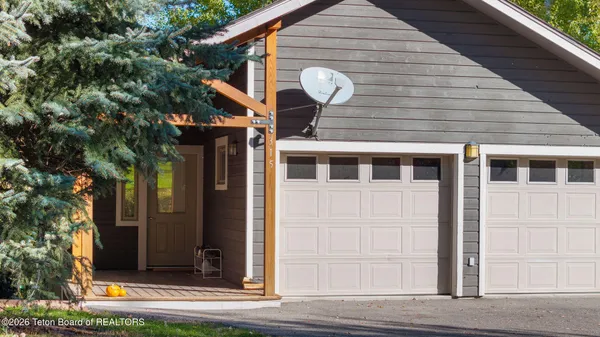 $1,950,000 | 315 Pine Drive, Jackson, WY 83001