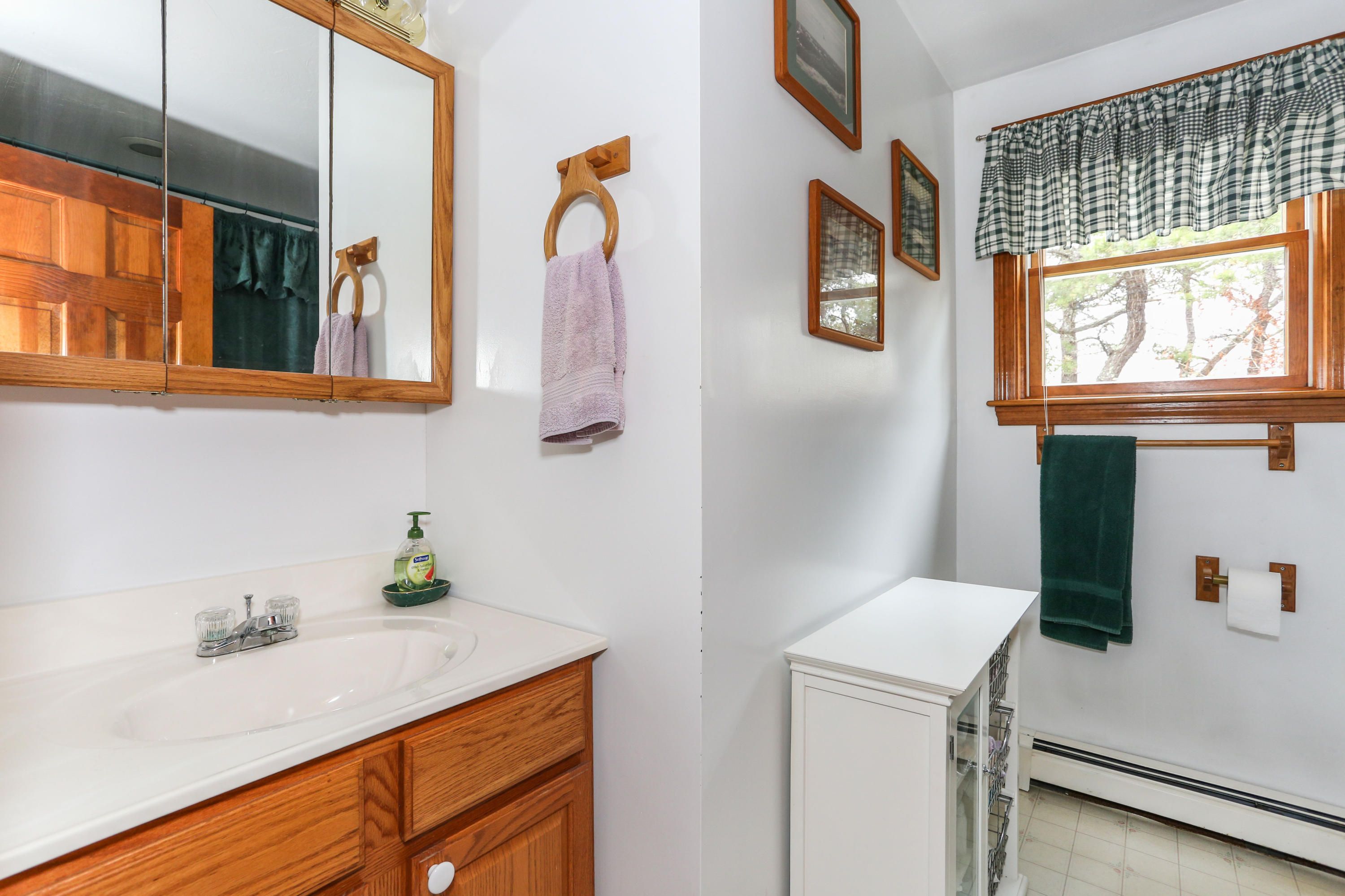 18 Aldrich Road Truro, MA 02666 - Photo 11 of 28 18AldLR-17