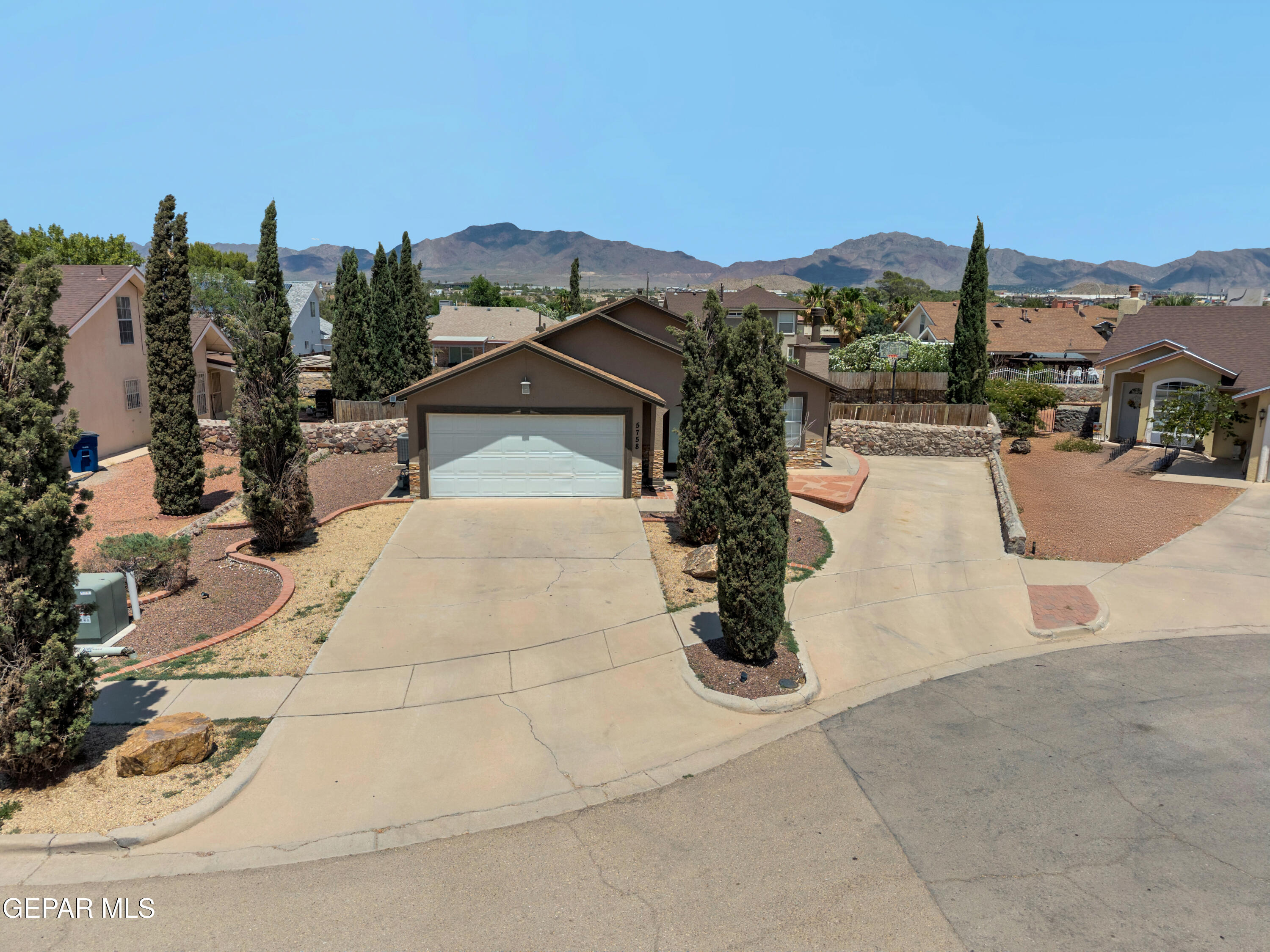 5758 Castle Way El Paso, TX 79932 - Photo 34 of 43 4 (2)