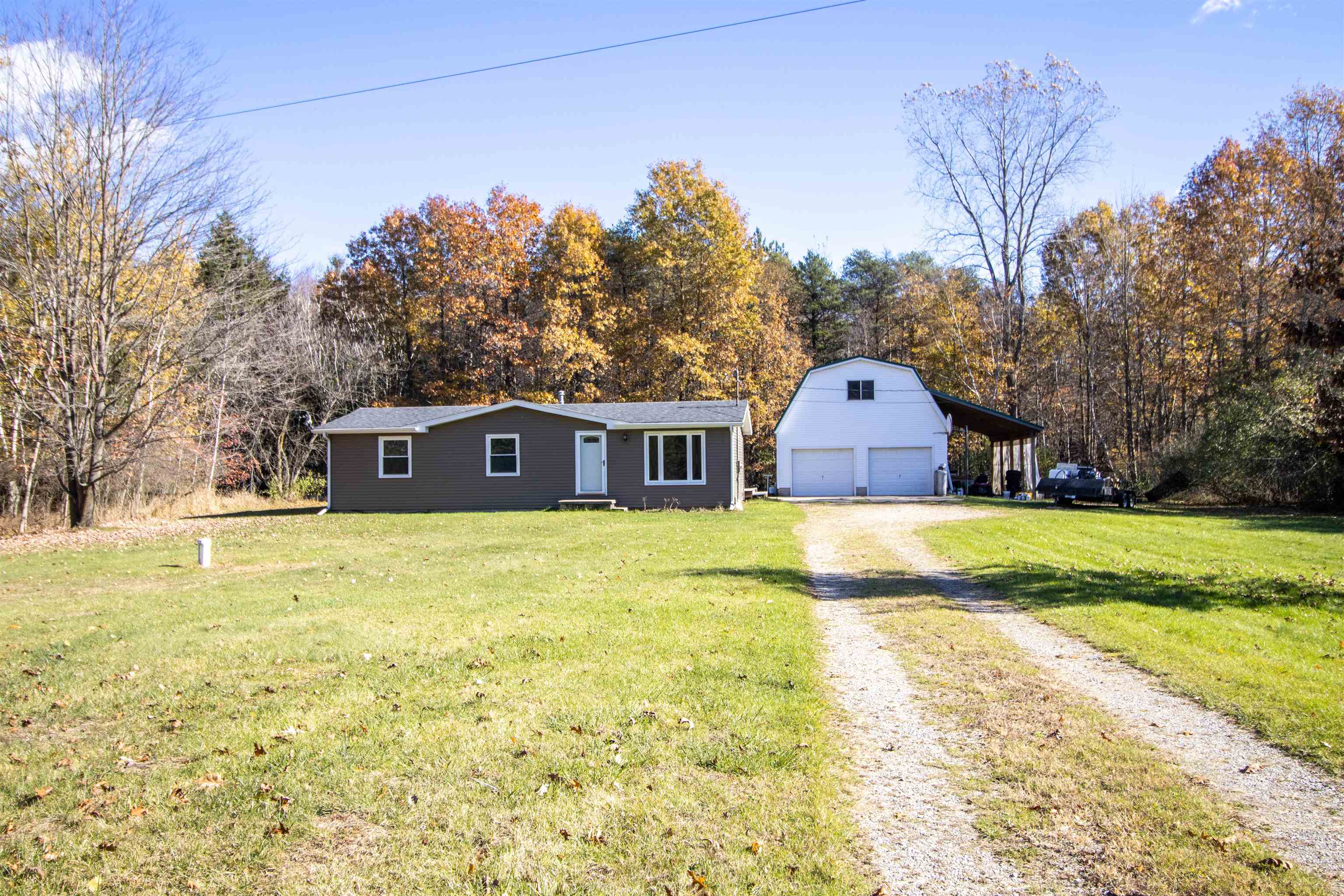 12091 South Meridian Road Brant, MI 48614 - Photo 1 of 30 50193422-978a5e31-ebd3-469b-a2a4-27aafb055892.JPG