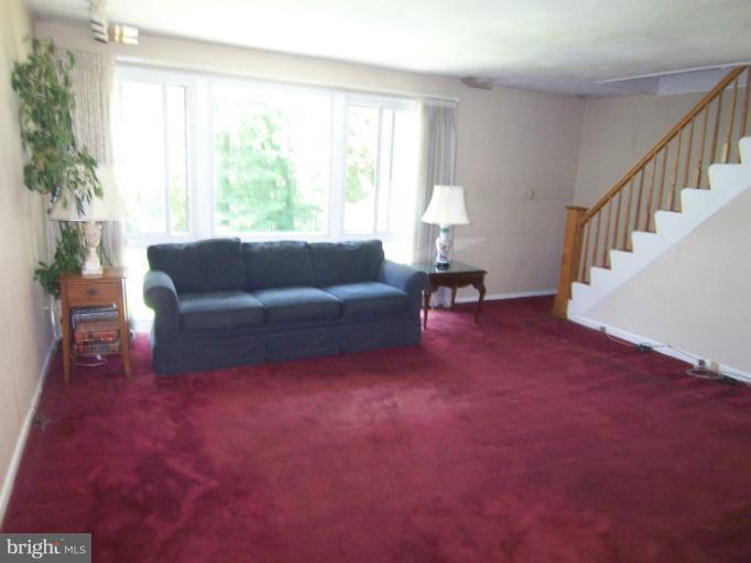 9714 Dilston Road Silver Spring, MD 20903 - Photo 2 of 19 Living Room