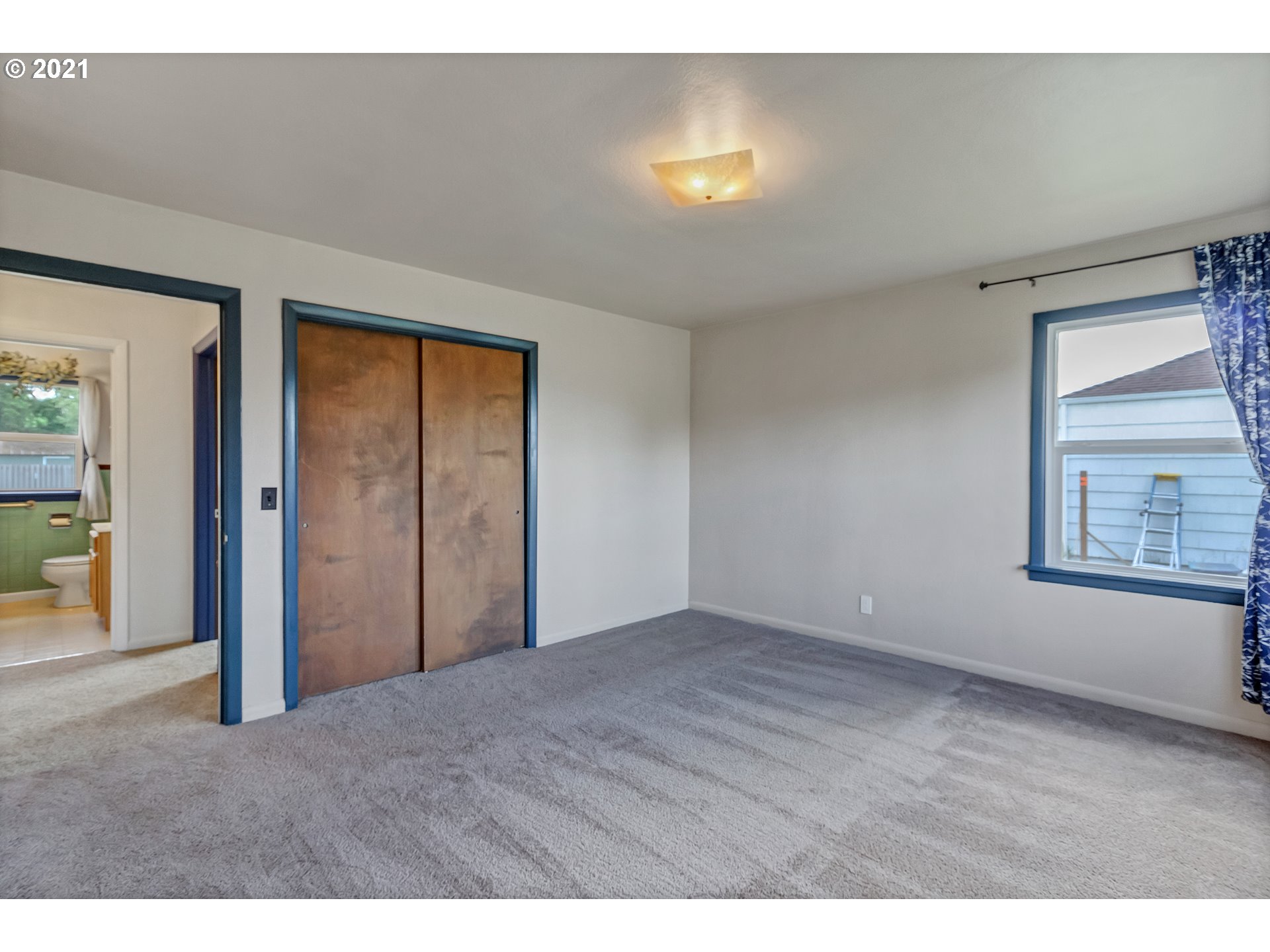 140 Walker Road Lebanon, OR 97355 - Photo 14 of 32 Gallery Image 14