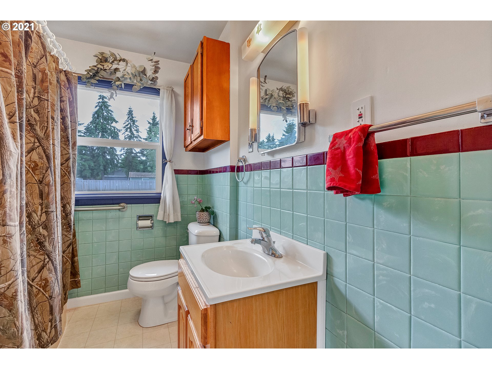 140 Walker Road Lebanon, OR 97355 - Photo 16 of 32 Gallery Image 16