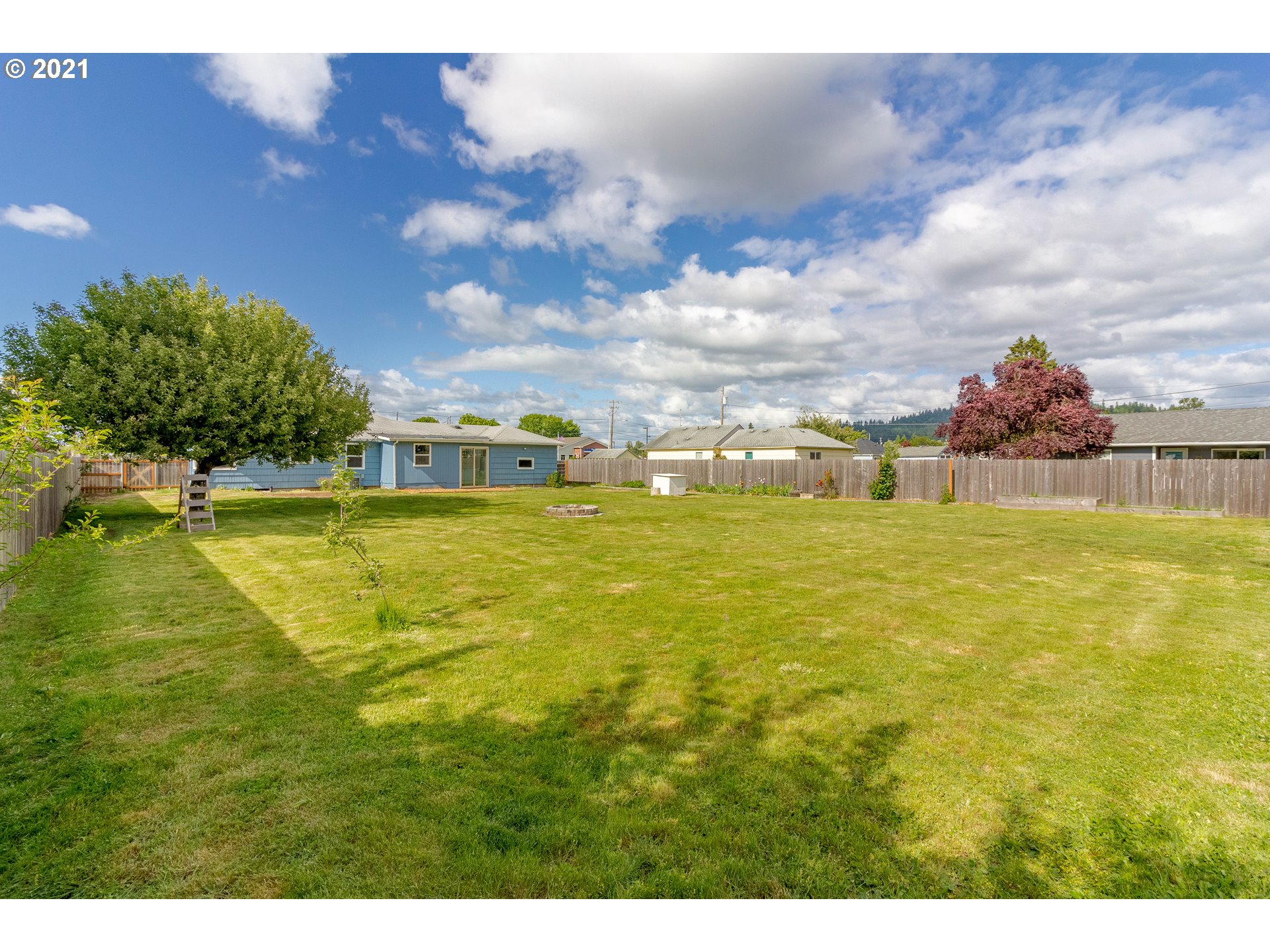 140 Walker Road Lebanon, OR 97355 - Photo 27 of 32 Gallery Image 27
