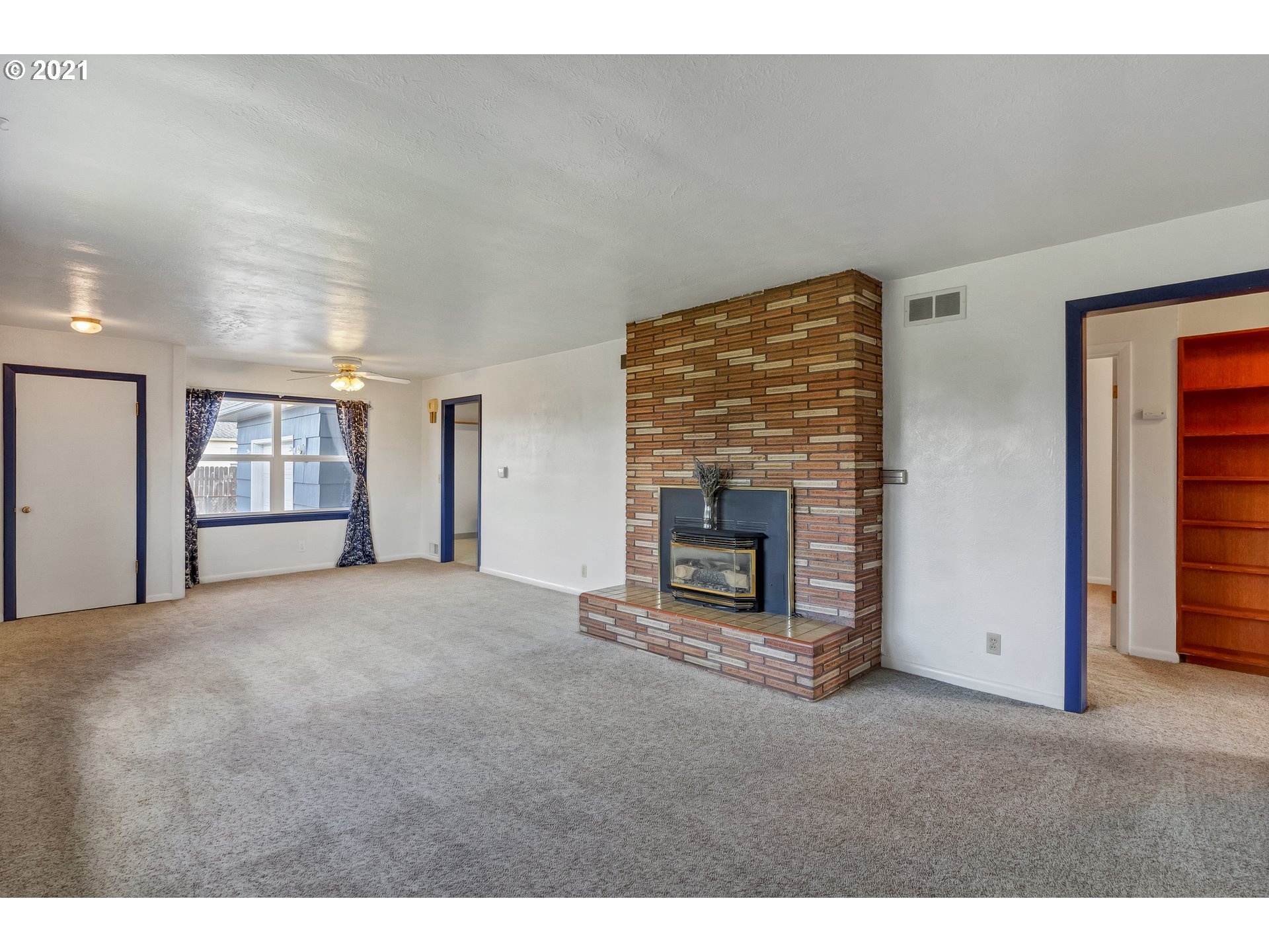 140 Walker Road Lebanon, OR 97355 - Photo 7 of 32 Gallery Image 7