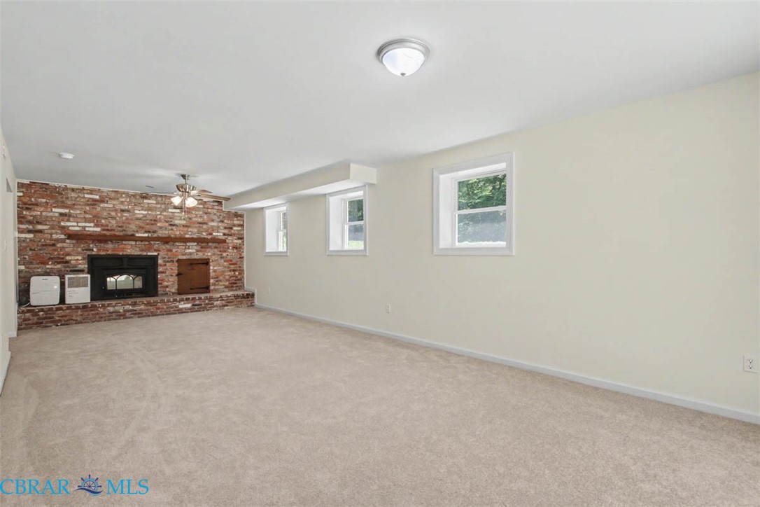110 Artillery Road Yorktown, VA 23692 - Photo 32 of 39