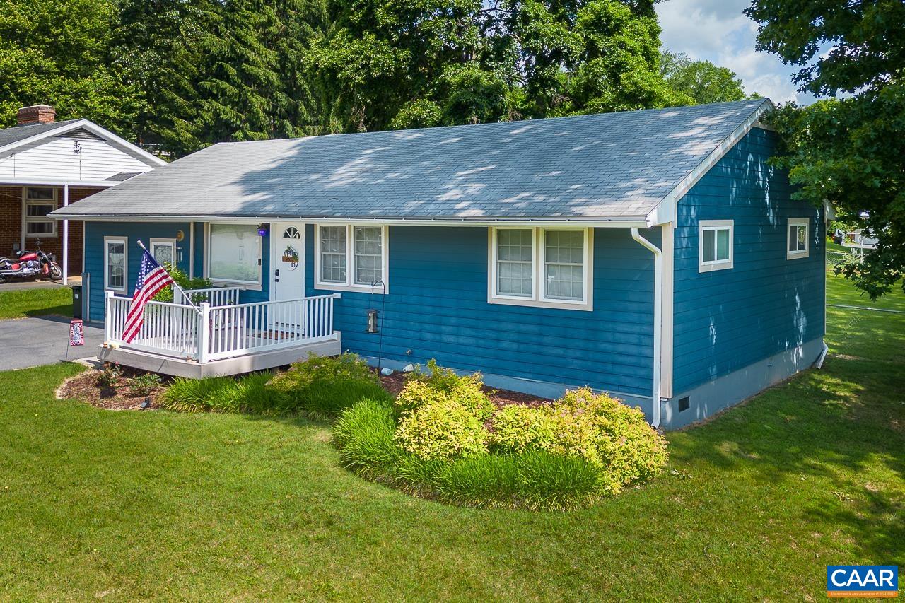1111 Skymont Road Staunton, VA 24401 - Photo 3 of 26 Gallery Image 3