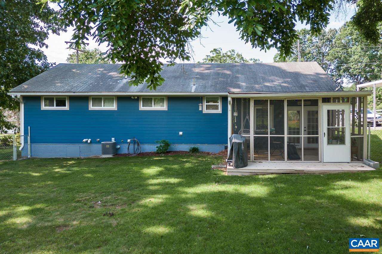 1111 Skymont Road Staunton, VA 24401 - Photo 5 of 26 Gallery Image 5