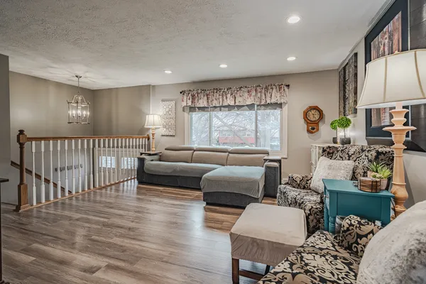 $275,000 | 1114 Andover Road, Bloomington, IL 61704