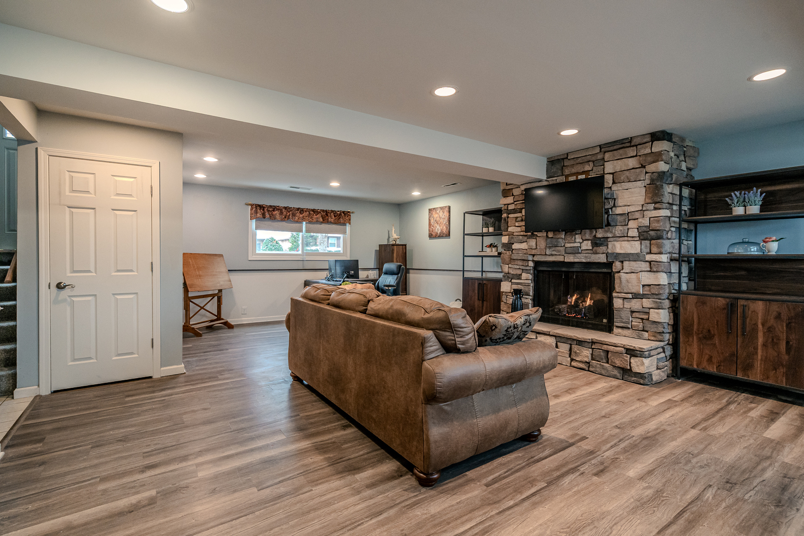 1114 Andover Road Bloomington, IL 61704 - Photo 4 of 33 Gallery Image 4