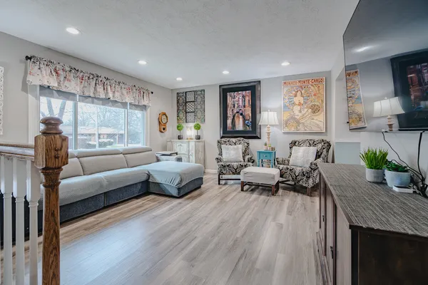 $275,000 | 1114 Andover Road, Bloomington, IL 61704