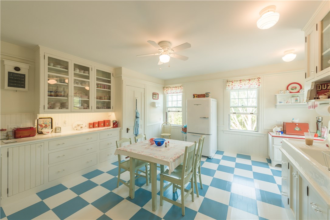 20 Plimpton Road Westerly, RI 02891 - Photo 12 of 27 Kitchen