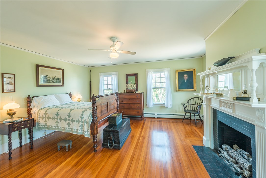 20 Plimpton Road Westerly, RI 02891 - Photo 20 of 27 Master Bedroom Second floor