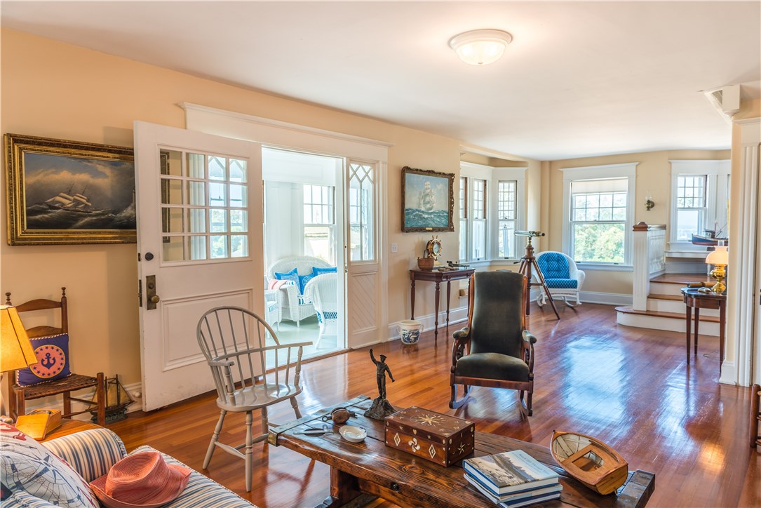 20 Plimpton Road Westerly, RI 02891 - Photo 7 of 27 Living room