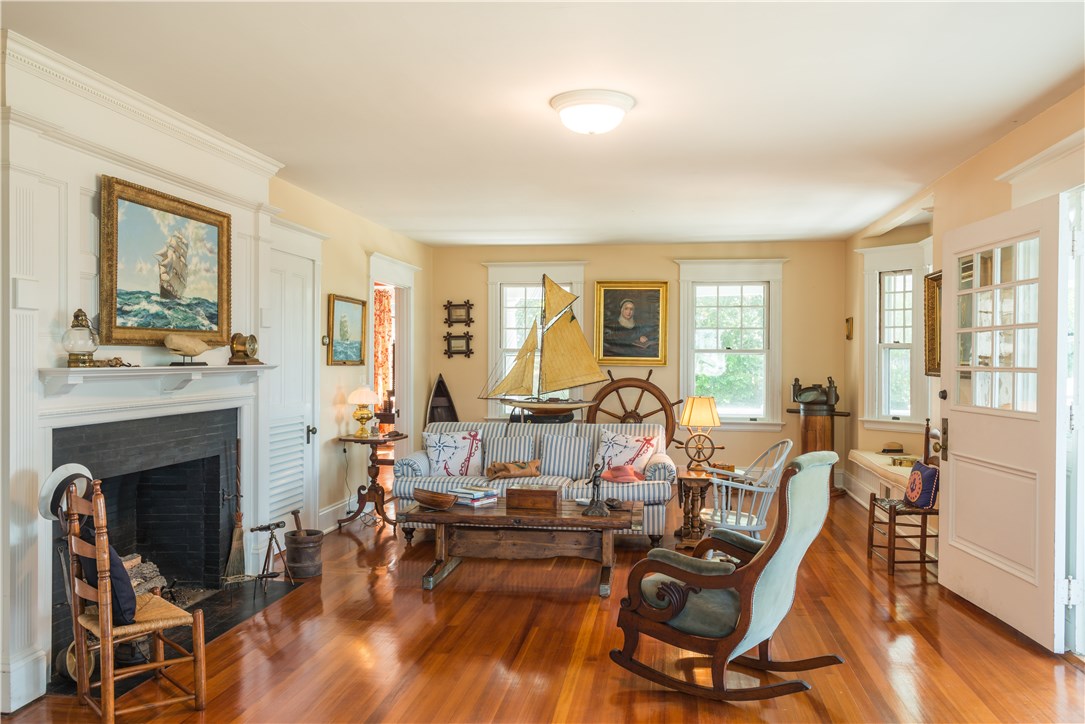 20 Plimpton Road Westerly, RI 02891 - Photo 9 of 27 Living Room