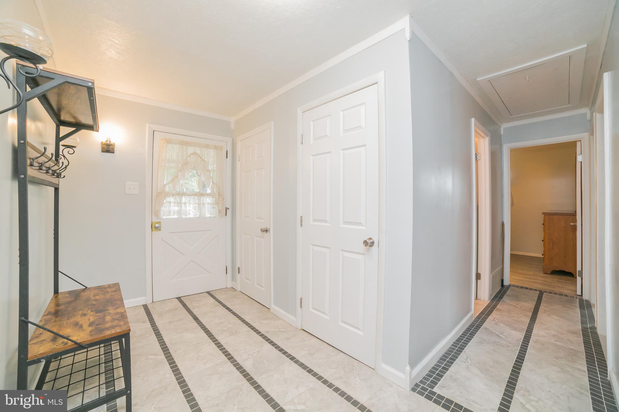 1339 Cabin Road Hatfield, PA 19440 - Photo 2 of 27 Gallery Image 2