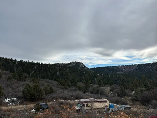 an aerial view of a tennis court