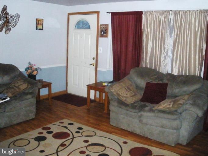 4346 Annapolis Road Halethorpe, MD 21227 - Photo 7 of 15 Living Room #2