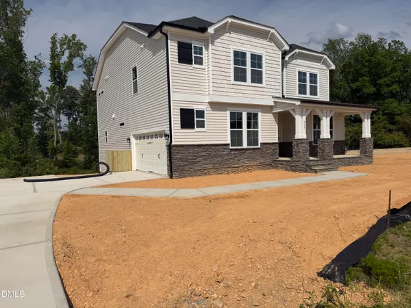 $599,700 | 426 Sweetfern Lane, Zebulon, NC 27597