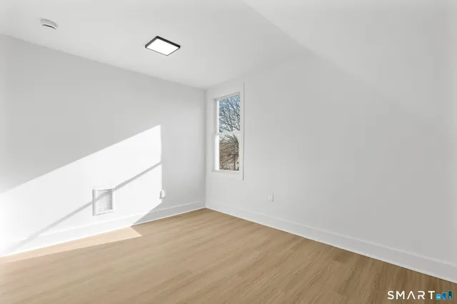 $469,900 | 553 Birdseye Street, Stratford, CT 06615