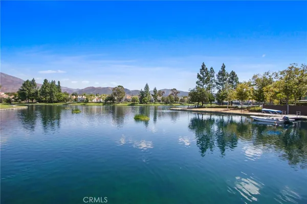a view of a lake with houses