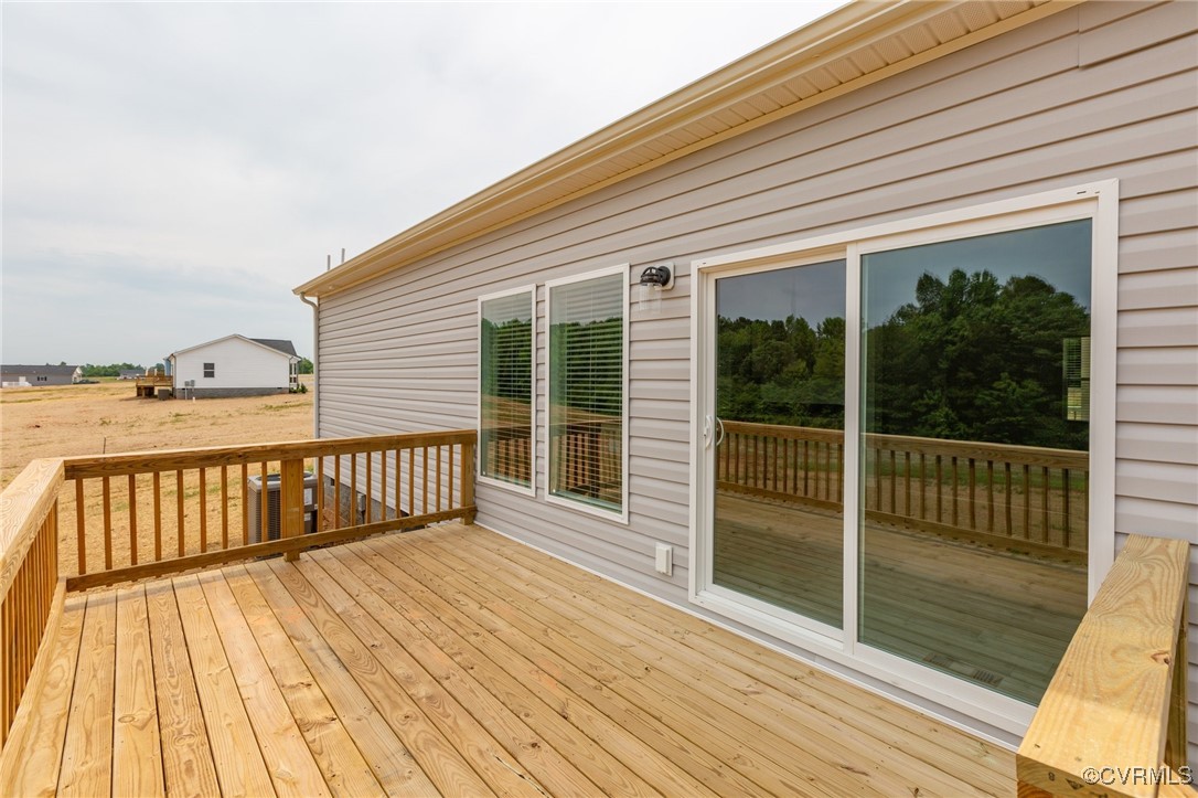 853 Levi Road Green Bay, VA 23942 - Photo 39 of 44 View of wooden deck