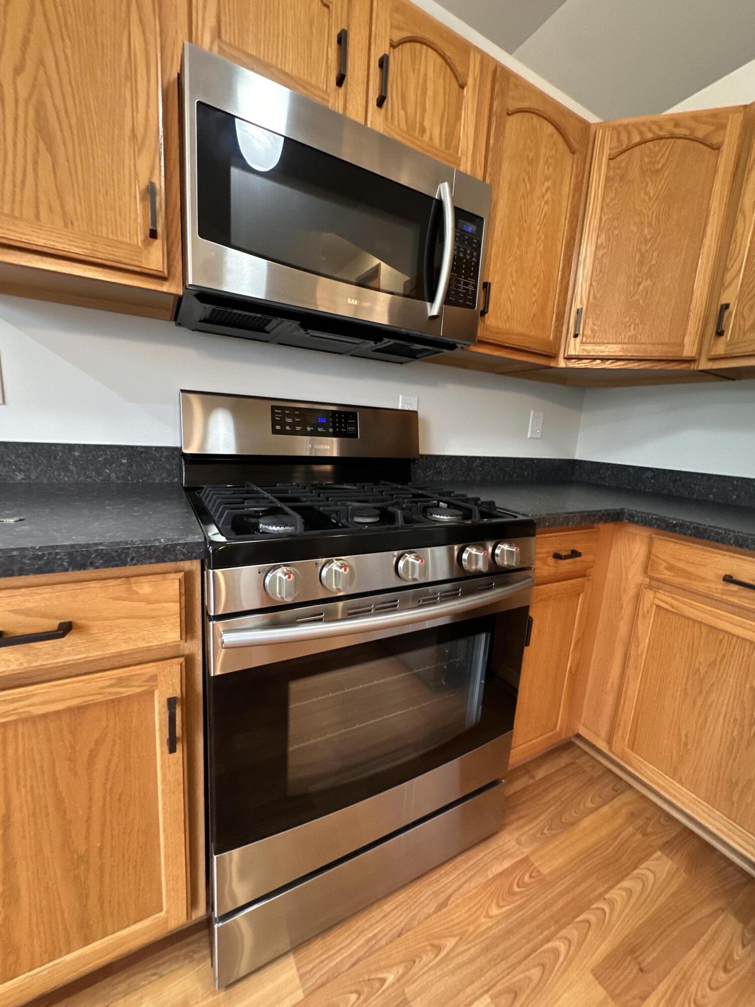12379 Spencer Place Crown Point, IN 46307 - Photo 7 of 28 1500x2000