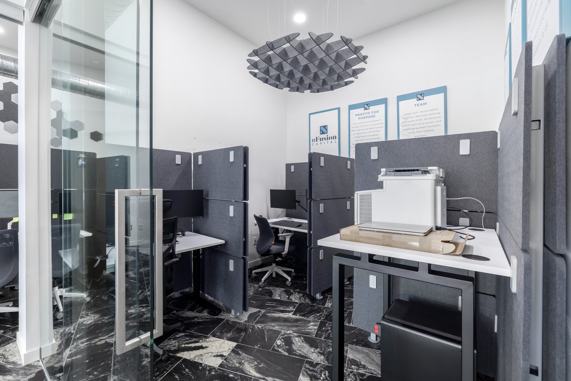 6444 Burnet Road, Unit 100 Austin, TX 78757 - Photo 5 of 31 11 workstations of various sizes can be re-configured to your needs.