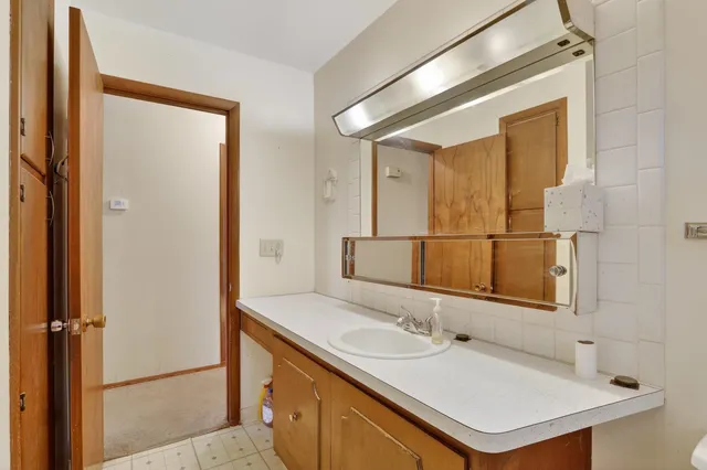 $110,000 | 2820 Hanson Street, Rockford, IL 61109