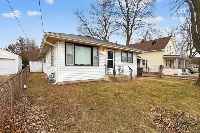 $110,000 | 2820 Hanson Street, Rockford, IL 61109