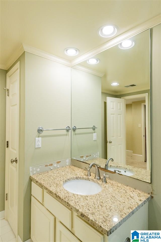 1704 Kensington Road Birmingham, AL 35209 - Photo 27 of 31