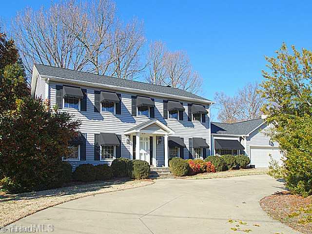 1034 Briarcliff Road Burlington, NC 27215 - Photo 1 of 16 Exterior Front.