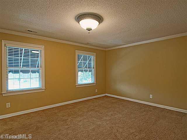 1034 Briarcliff Road Burlington, NC 27215 - Photo 7 of 16 Master Bedroom. Upstairs Master Bedroom